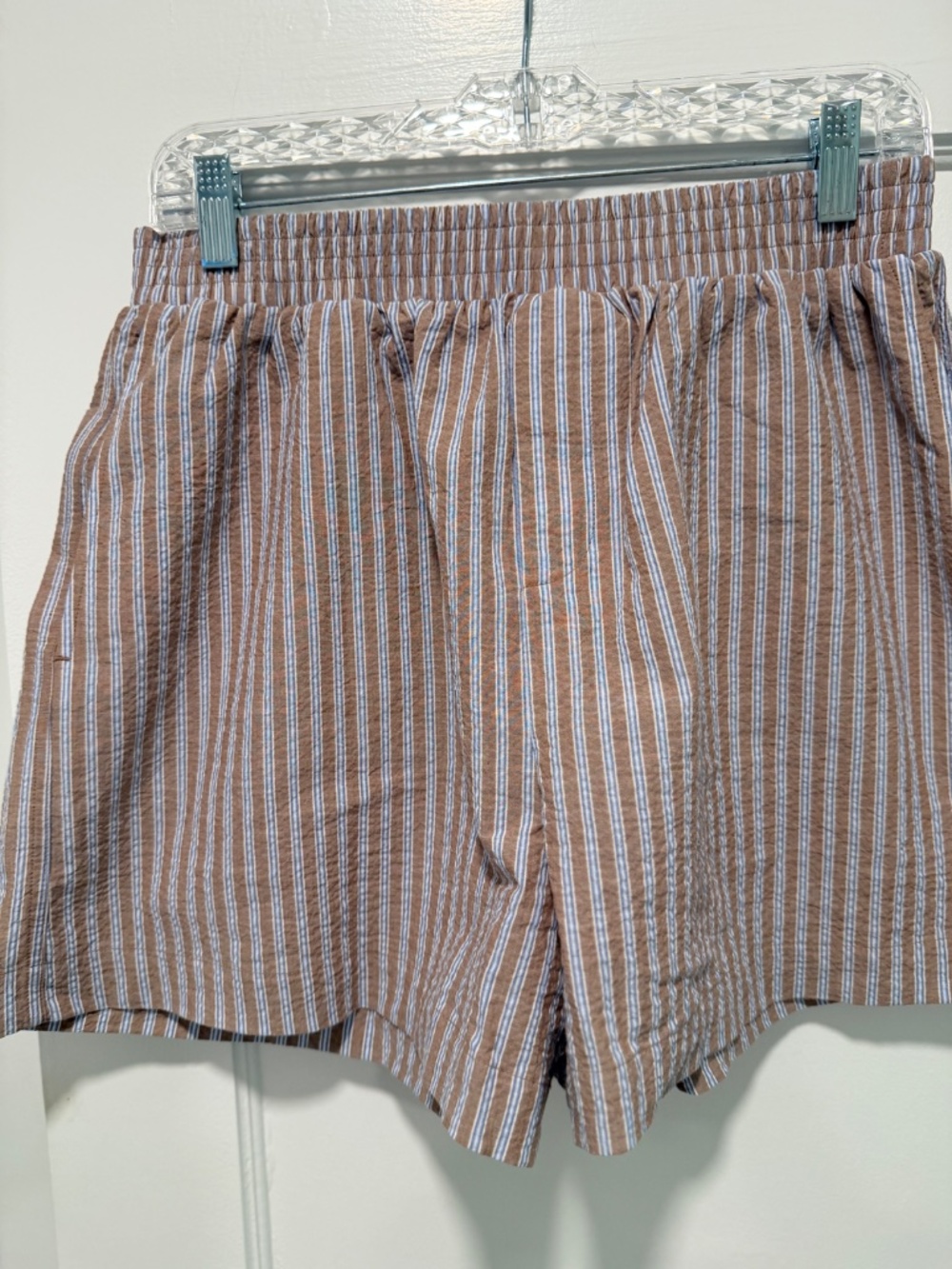 Varley - 4" Seersucker Shorts - Picture 3 of 6